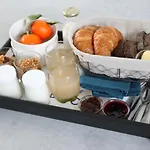 Chez Spoons Bed & Breakfast