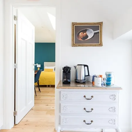 Chez Spoons Bed and Breakfast Bossut-Gottechain