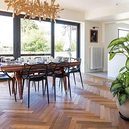Bed & Breakfast Chez Spoons Bossut-Gottechain